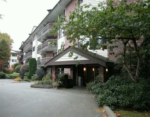 Main Photo: 10180 RYAN Road in Richmond: South Arm Condo for sale in "STORNAWAY" : MLS®# V618291