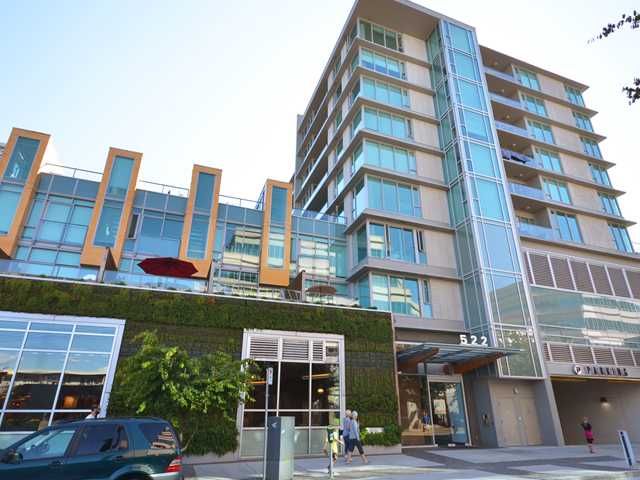 Main Photo: 701 522 W 8TH Avenue in Vancouver: Fairview VW Condo for sale in "CROSSROADS" (Vancouver West)  : MLS®# V969156