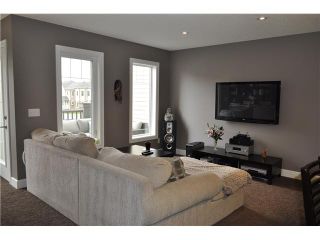 Photo 7: 7 WINDSTONE Green SW: Airdrie Residential Attached for sale : MLS®# C3638273