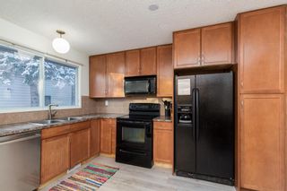 Photo 12: 311 Silvergrove Drive NW in Calgary: Silver Springs Detached for sale : MLS®# A1171541