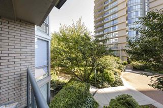 Photo 15: TH103 1288 MARINASIDE CRESCENT in Vancouver: Yaletown Townhouse for sale (Vancouver West)  : MLS®# R2281597