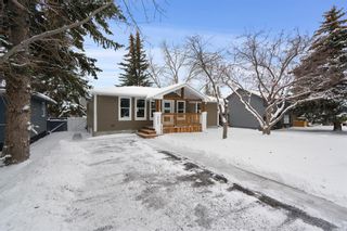 Photo 4: 8627 48 Avenue NW in Calgary: Bowness Detached for sale : MLS®# A2008658