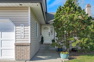 Photo 3: 6171 184A Street in Surrey: Cloverdale BC House for sale in "Eaglecrest" (Cloverdale)  : MLS®# R2755342