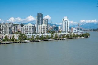 Photo 3: 307 210 SALTER Street in New Westminster: Queensborough Condo for sale in "THE PENINSULA" : MLS®# R2641370