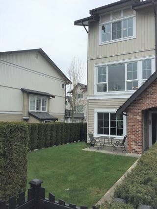 Photo 2: 58 2450 161A Street in Surrey: Grandview Surrey Townhouse for sale in "Glenmore" (South Surrey White Rock)  : MLS®# R2254879