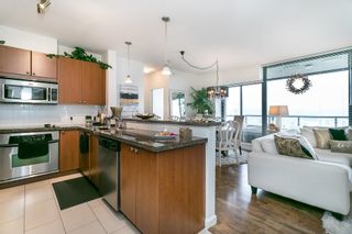Photo 3: 1204 11 E ROYAL Avenue in New Westminster: Fraserview NW Condo for sale : MLS®# R2700459