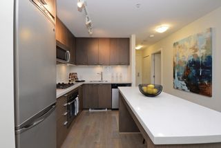 Photo 8: 201 531 BEATTY Street in Vancouver: Downtown VW Condo for sale in "METROLIVING" (Vancouver West)  : MLS®# R2205943