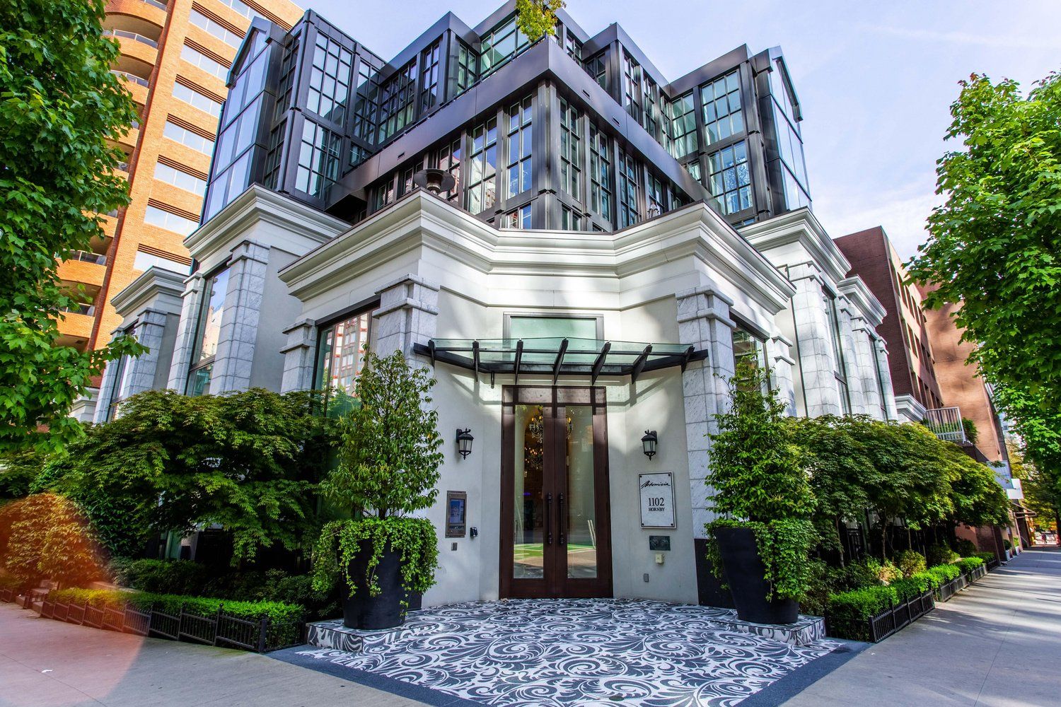 【Rental Listing】Boutique Luxury Townhouse in Downtown Vancouver 