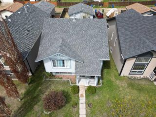 Main Photo: 372 Lancaster Drive: Red Deer Detached for sale : MLS®# A2134468