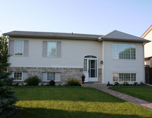 Main Photo:  in WINNIPEG: Fort Garry / Whyte Ridge / St Norbert Residential for sale (South Winnipeg)  : MLS®# 2913886