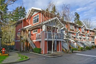 Photo 1: 145 15168 36 AVENUE in South Surrey White Rock: Home for sale : MLS®# R2325399