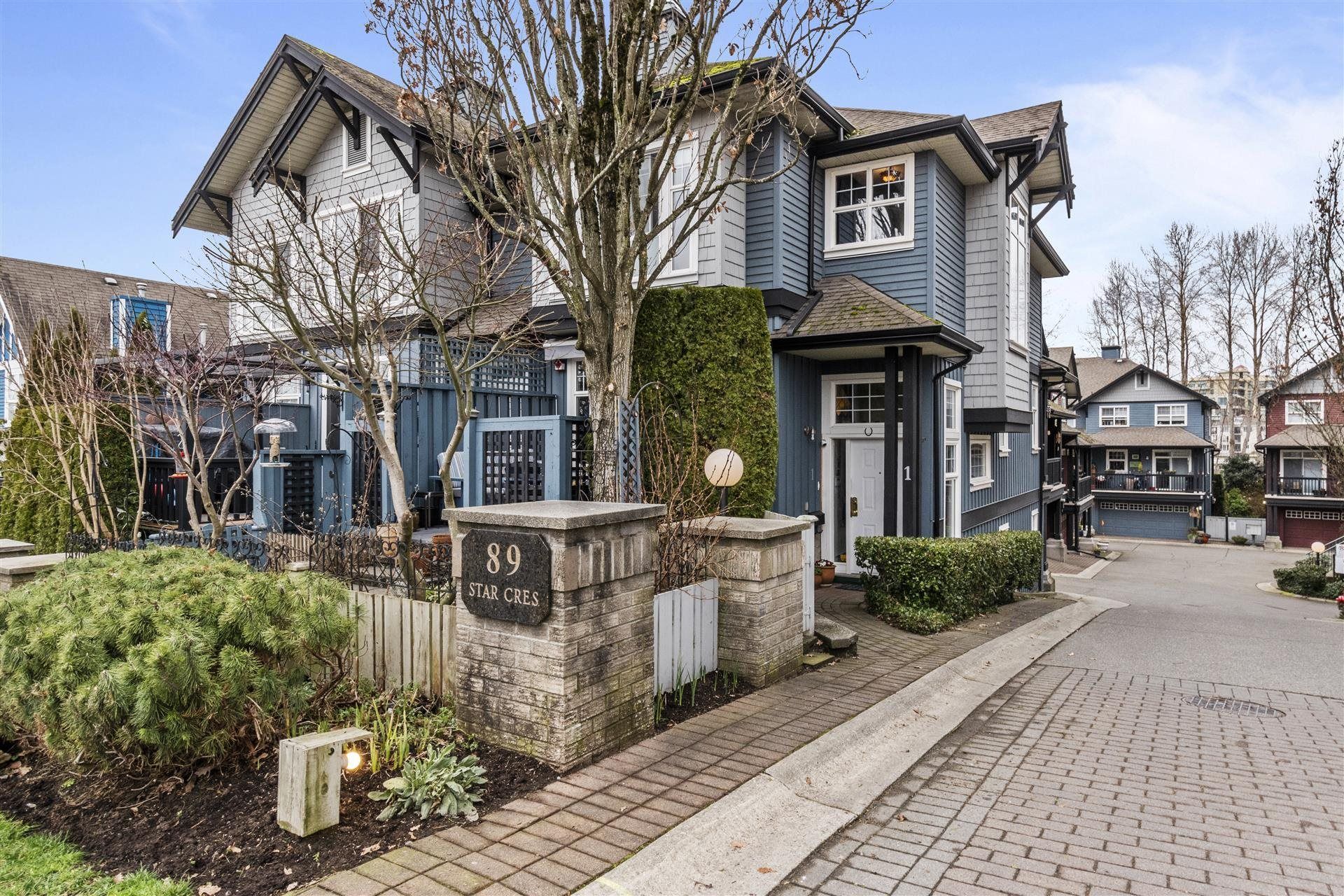 Main Photo: 1 89 STAR Crescent in New Westminster: Queensborough Townhouse for sale : MLS®# R2654244