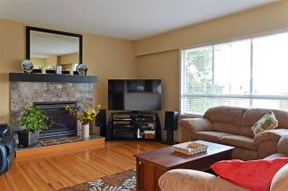 Photo 2: 1516 MILFORD Avenue in Coquitlam: Central Coquitlam House for sale : MLS®# R2046067
