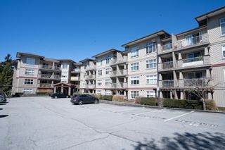 Photo 1: 208 2515 PARK Drive in Abbotsford: Abbotsford East Condo for sale in "Viva on Park" : MLS®# R2878218