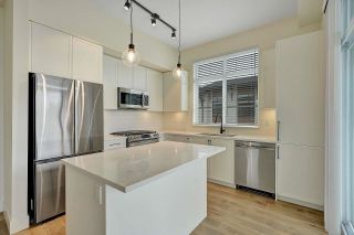 Photo 8: 422 19935 75A Avenue in Langley: Willoughby Heights Condo for sale : MLS®# R2788977
