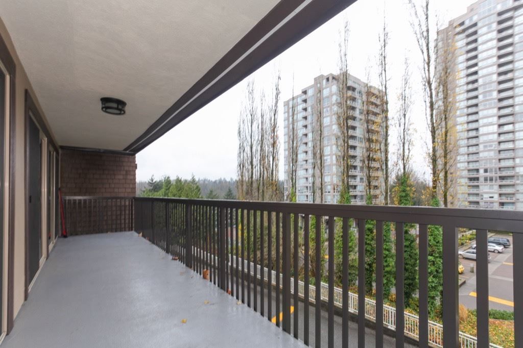 Photo 18: Photos: 424 9847 MANCHESTER Drive in Burnaby: Cariboo Condo for sale in "BARCLAY WOOD" (Burnaby North)  : MLS®# R2224490