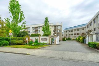 Photo 1: 415 2626 COUNTESS Street in Abbotsford: Abbotsford West Condo for sale in "Wedgewood" : MLS®# R2691267