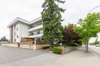 Photo 3: 302 2211 CLEARBROOK Road in Abbotsford: Abbotsford West Condo for sale in "GLENWOOD MANOR" : MLS®# R2780854