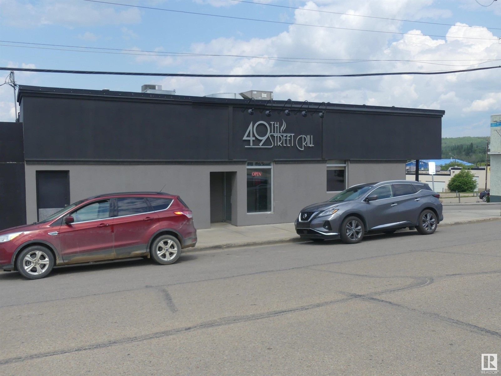 Main Photo: 4901 49 ST in Athabasca Town: Business for sale : MLS®# E4348378