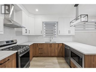 Photo 8: 824 Glenwood Avenue Unit# 2 in Kelowna: House for sale : MLS®# 10308138
