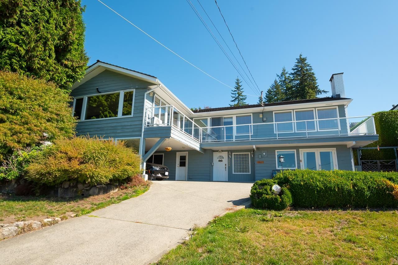 Main Photo: 3808 LONSDALE Avenue in North Vancouver: Upper Lonsdale House for sale : MLS®# R2818979