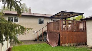 Photo 20: 105 Mapleton Drive in Winnipeg: Maples Residential for sale (4H)  : MLS®# 202212224