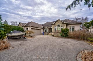 Photo 4: 3 River Bend Road in Markham: Village Green-South Unionville House (Bungalow) for sale : MLS®# N8145036
