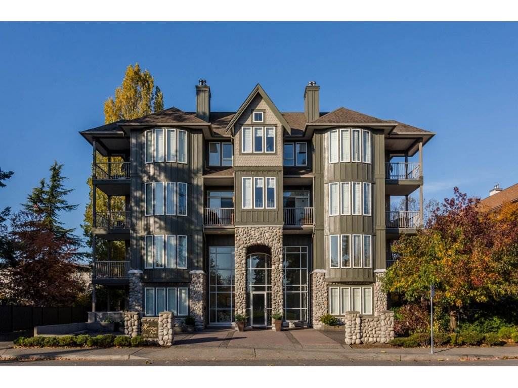 Main Photo: 107 5475 201 Street in Langley: Langley City Condo for sale : MLS®# R2218077