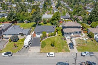 Photo 2: 638 Baxter Ave in Saanich: SW Glanford House for sale (Saanich West)  : MLS®# 907407