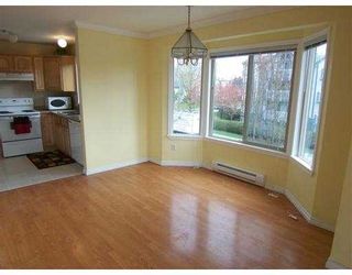 Photo 3: 302 2709 Victoria Drive in Vancouver: Grandview VE Condo for sale (Vancouver East)  : MLS®# V820643