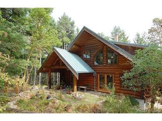 Photo 1: 220 Old Mossy Rd in Victoria: Hi Western Highlands House for sale (Highlands)  : MLS®# 267263