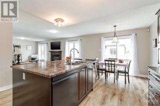 Photo 10: 200 STONEHAM PLACE in Ottawa: House for sale : MLS®# 1388112