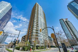 Photo 1: 307 33 SMITHE Street in Vancouver: Yaletown Condo for sale in "COOPERS LOOKOUT" (Vancouver West)  : MLS®# R2558372