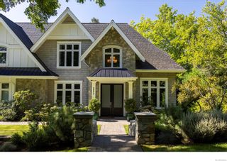 Photo 42: 2695 Lansdowne Rd in Oak Bay: OB Uplands Single Family Residence for sale : MLS®# 959254