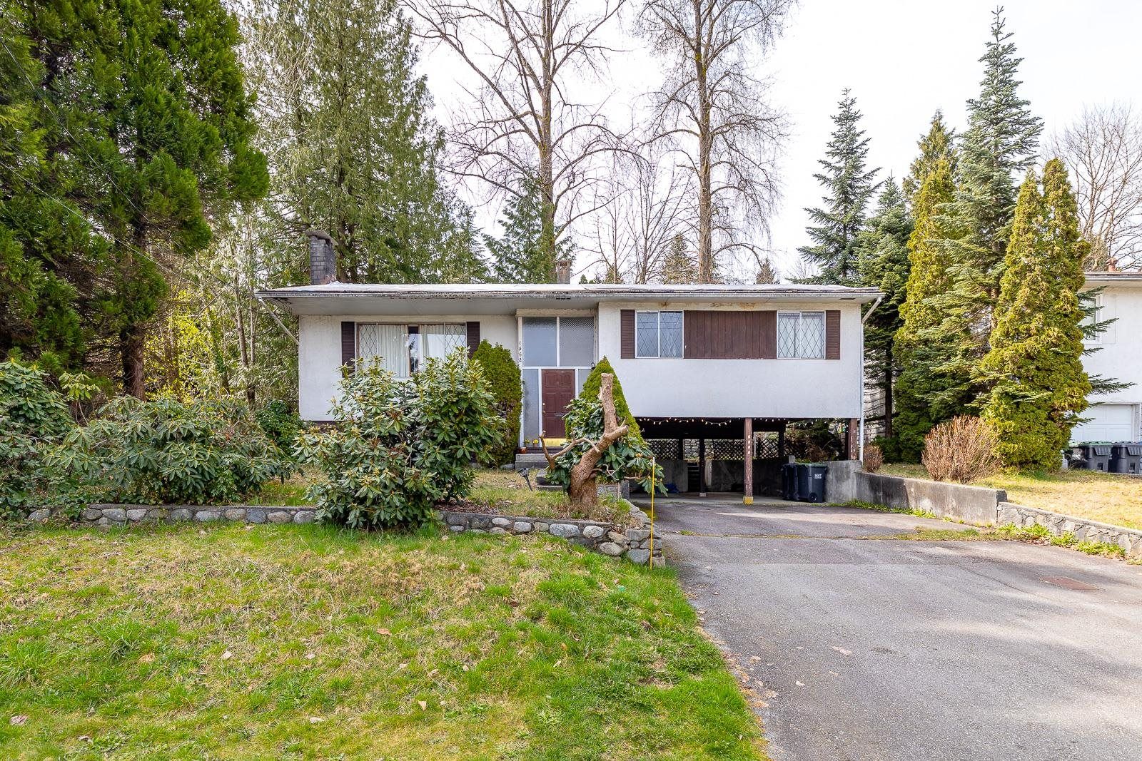 Main Photo: 1562 PITT RIVER Road in Port Coquitlam: Mary Hill House for sale : MLS®# R2697196