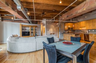 Photo 6: 360 W Illinois Street Unit 401 in Chicago: CHI - Near North Side Residential for sale ()  : MLS®# 11306399