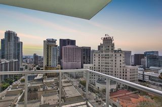Photo 3: DOWNTOWN Condo for sale : 2 bedrooms : 850 Beech St #1504 in San Diego