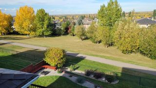 Photo 8: 319 Mt Sparrowhawk Place SE in Calgary: McKenzie Lake Detached for sale : MLS®# A1218013