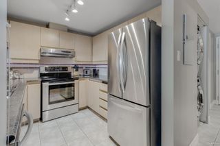 Photo 9: 415 555 ABBOTT STREET Street in Vancouver: Downtown VW Condo for sale (Vancouver West)  : MLS®# R2894378