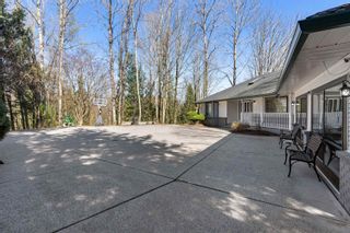 Photo 3: 33196 OLD RIVERSIDE Road in Abbotsford: Central Abbotsford House for sale : MLS®# R2865034
