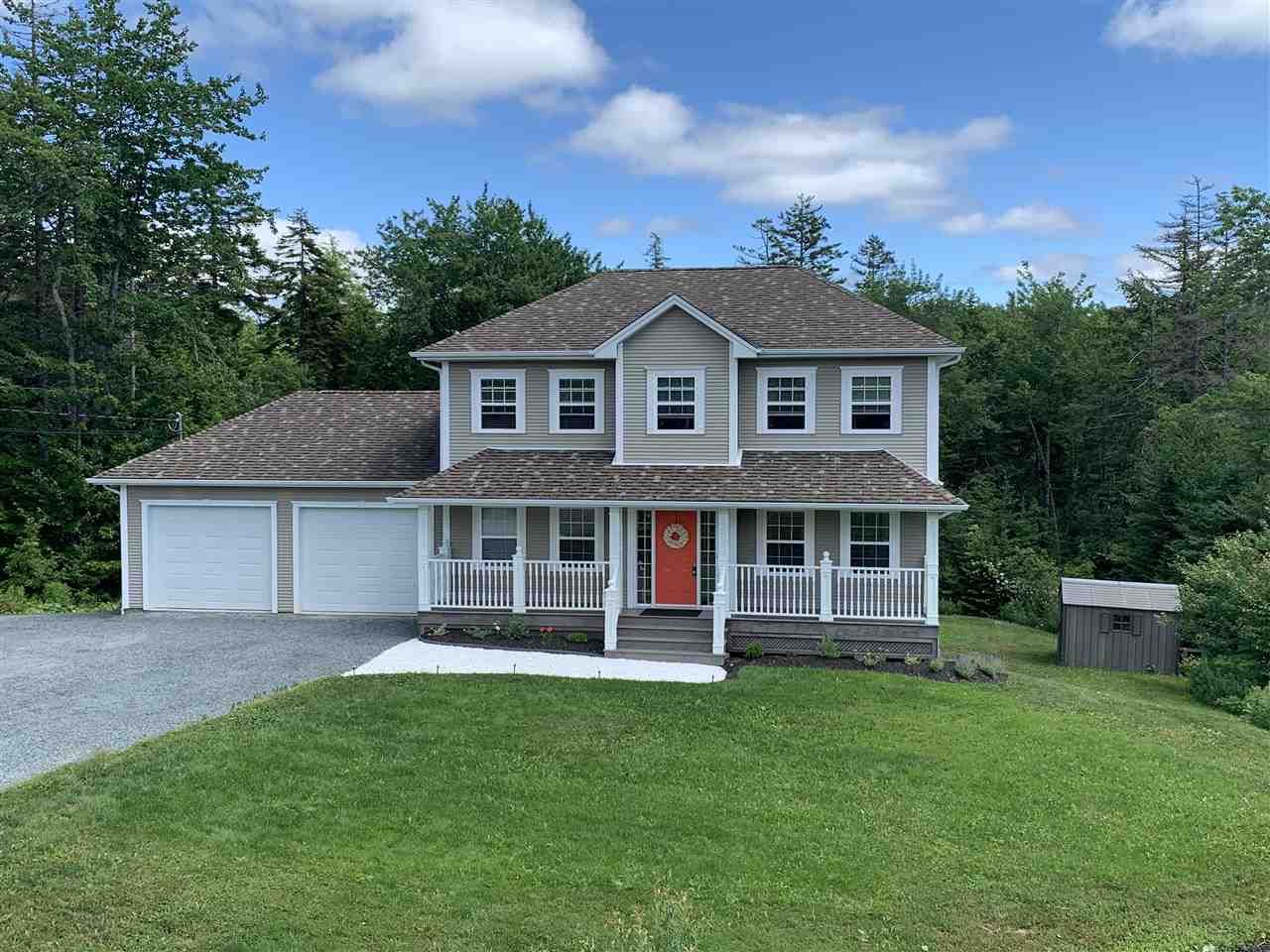 Main Photo: 235 Capilano Drive in Windsor Junction: 30-Waverley, Fall River, Oakfield Residential for sale (Halifax-Dartmouth)  : MLS®# 202008873