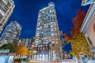 Photo 1: 2401 1000 BEACH Avenue in Vancouver: Yaletown Condo for sale in "1000 BEACH" (Vancouver West)  : MLS®# R2648056