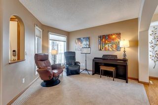 Photo 3: 238 Douglas Ridge Place SE in Calgary: Douglasdale/Glen Detached for sale : MLS®# A2090819