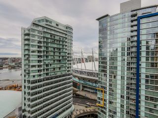 Photo 7: 2306 131 REGIMENT Square in Vancouver: Downtown VW Condo for sale in "SPECTRUM 3" (Vancouver West)  : MLS®# R2019933
