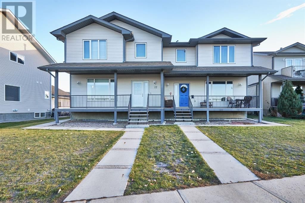 Main Photo: 17 & 19 Sunrise Way SW in Medicine Hat: Multi-family for sale : MLS®# A2092456