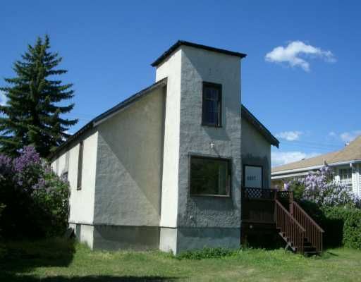Main Photo:  in CALGARY: Bowness Residential Detached Single Family for sale (Calgary)  : MLS®# C3215504