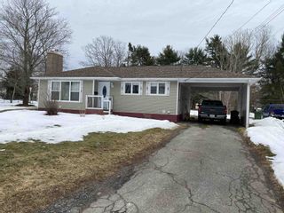 Photo 2: 983 Scott Drive in North Kentville: 404-Kings County Residential for sale (Annapolis Valley)  : MLS®# 202103615
