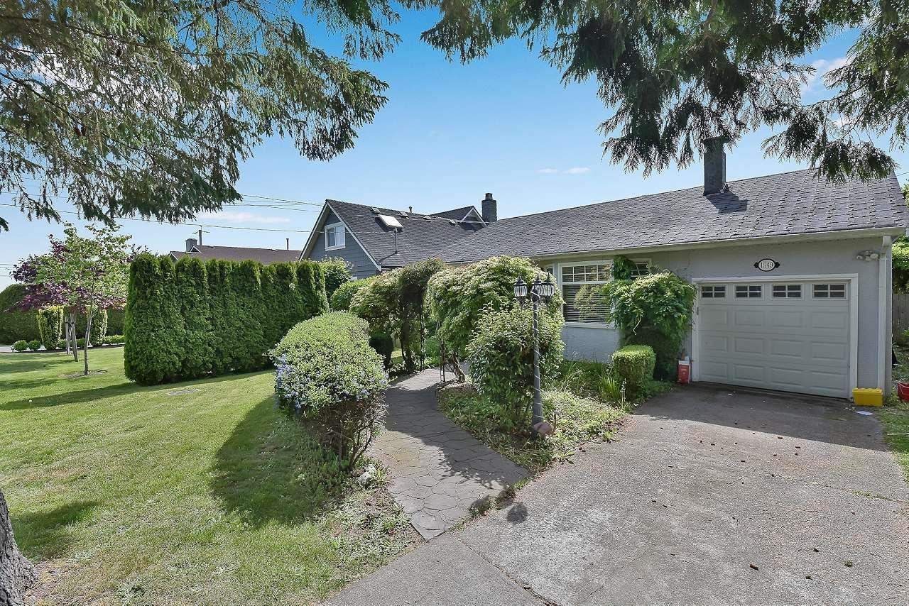 Main Photo: 1549 KERFOOT ROAD in : White Rock House for sale : MLS®# R2606947
