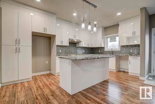 Photo 7: 10359 149 Street in Edmonton: Zone 21 House Half Duplex for sale : MLS®# E4305690