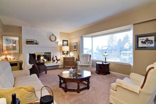 Photo 6: 415 TRINITY Street in Coquitlam: Central Coquitlam House for sale : MLS®# R2043356